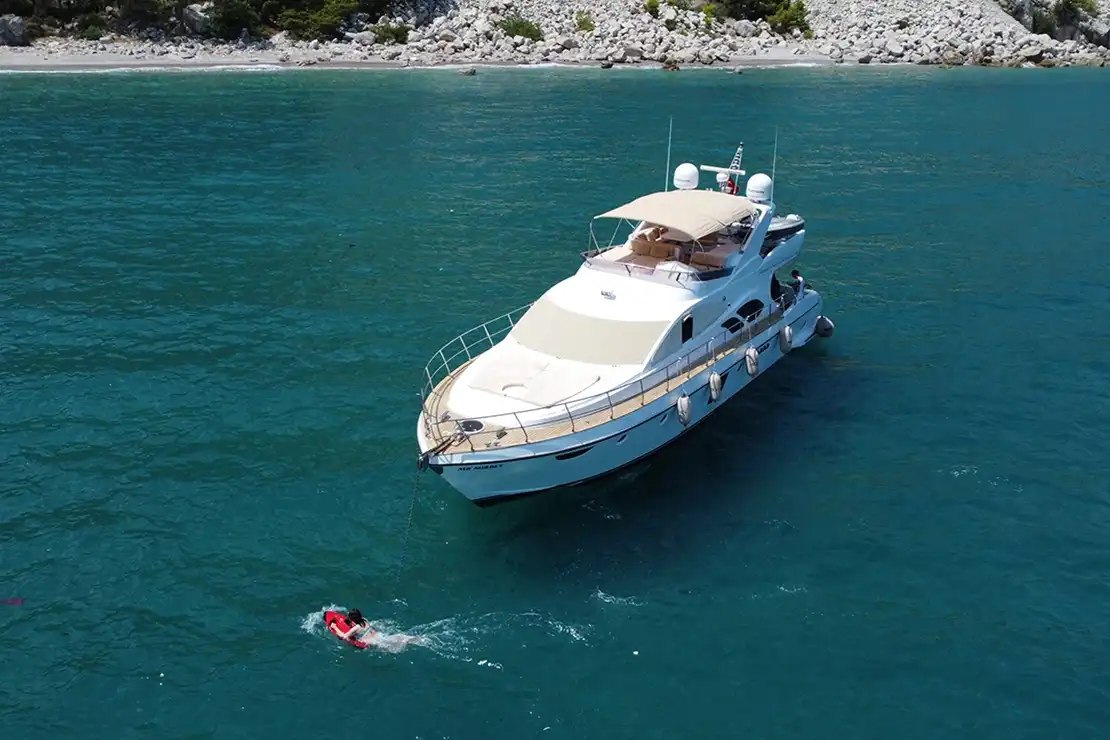 Antalya Yat Kiralama 20m Sunseeker 63